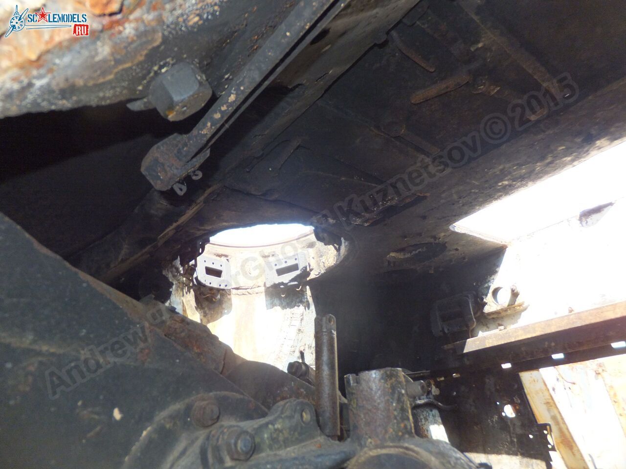 Damaged_SU-100_0039.jpg