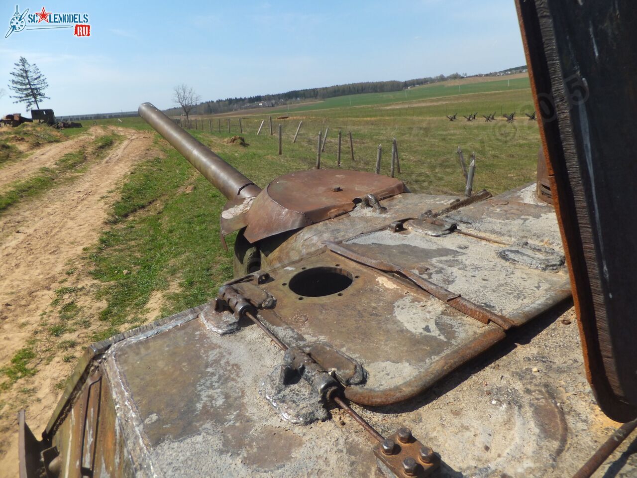 Damaged_SU-100_0056.jpg