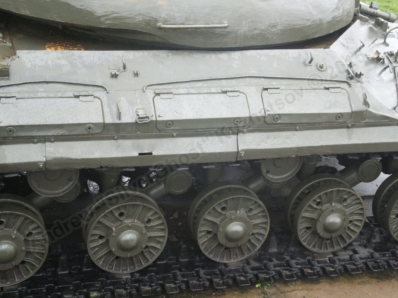 T-10_(IS-8)_0022.jpg