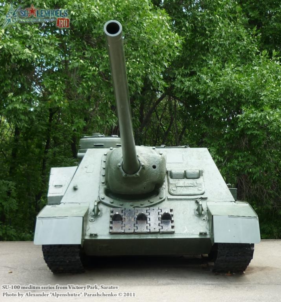 su-100_medium_0000.jpg