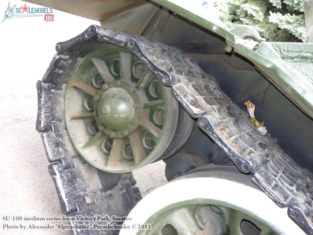 su-100_medium_0013.jpg