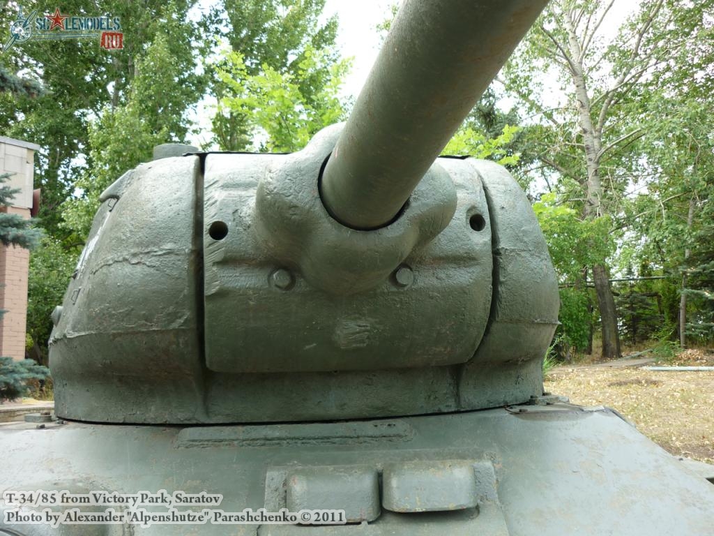 t-34-85_1944_0016.jpg