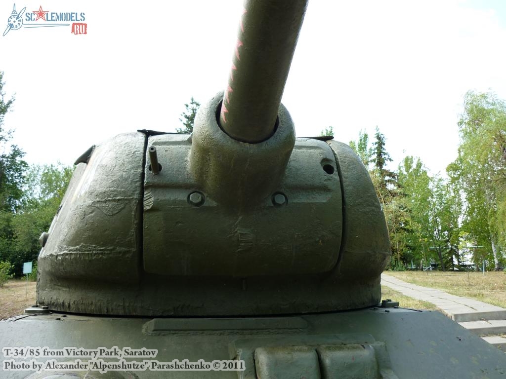 t-34-85_gdr_0017.jpg