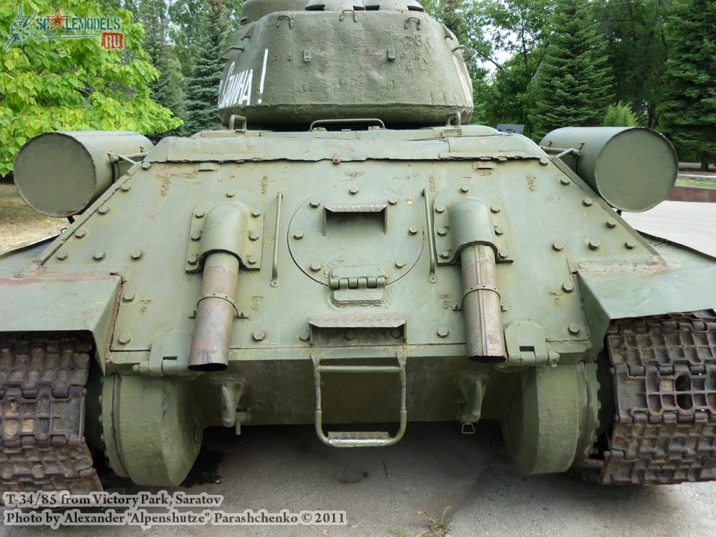 t-34-85_gdr_0030.jpg