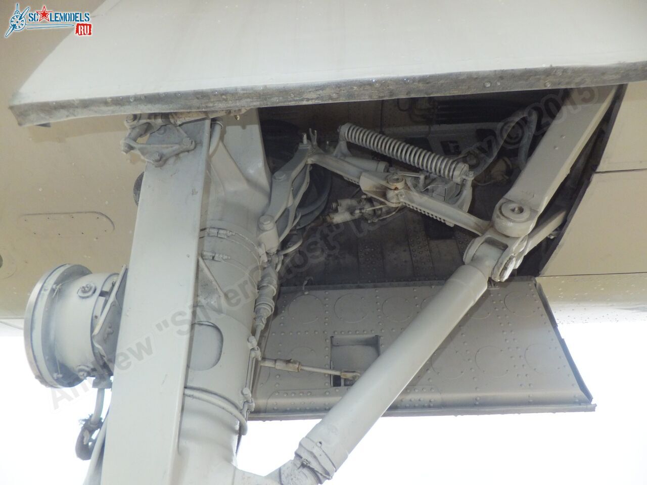 Tu-154M_EW-85706_0189.jpg