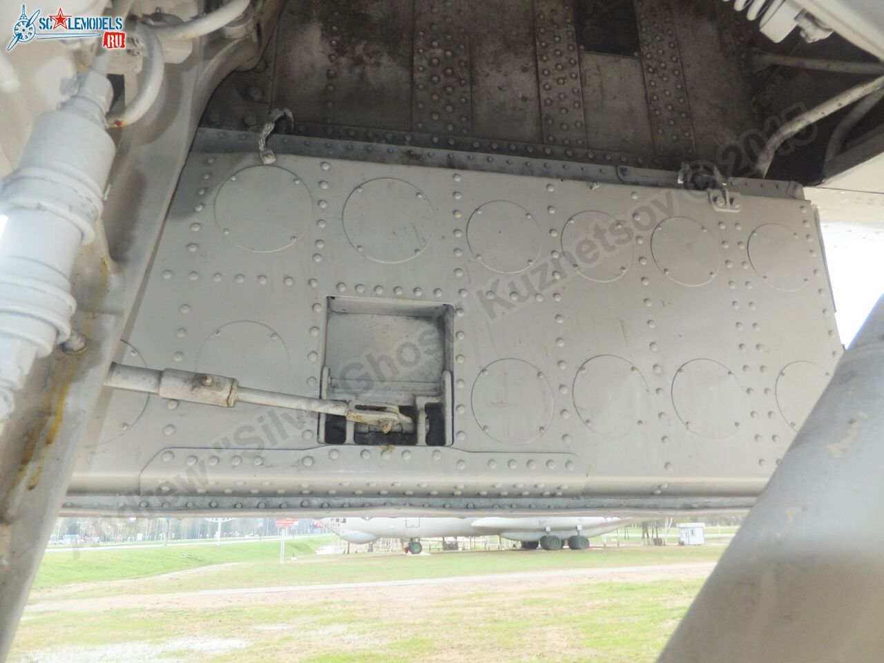 Tu-154M_EW-85706_0190.jpg
