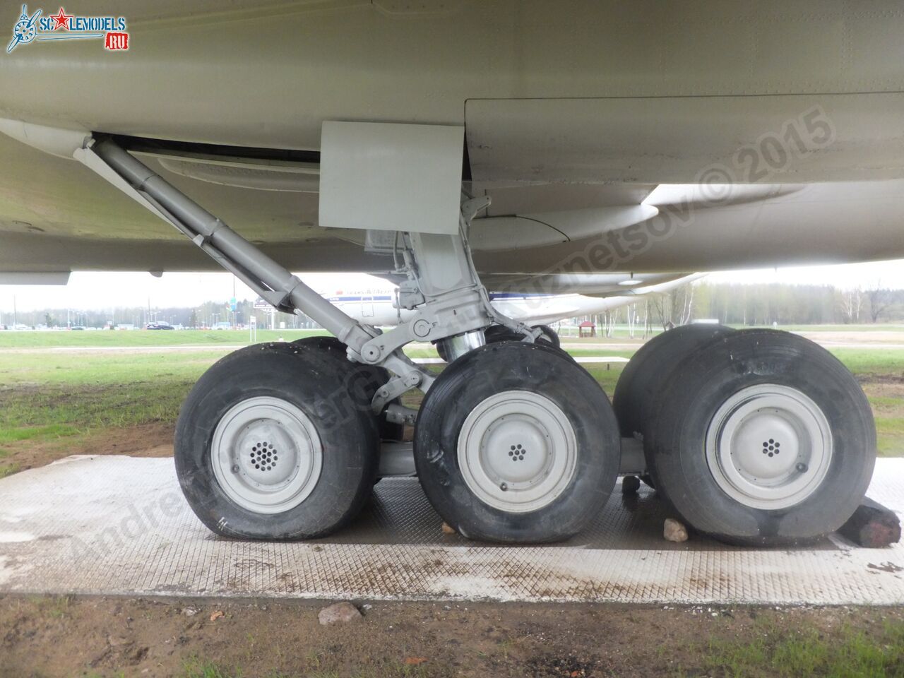 Tu-154M_EW-85706_0289.jpg