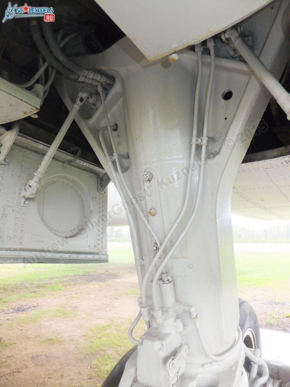 Tu-154M_EW-85706_0349.jpg