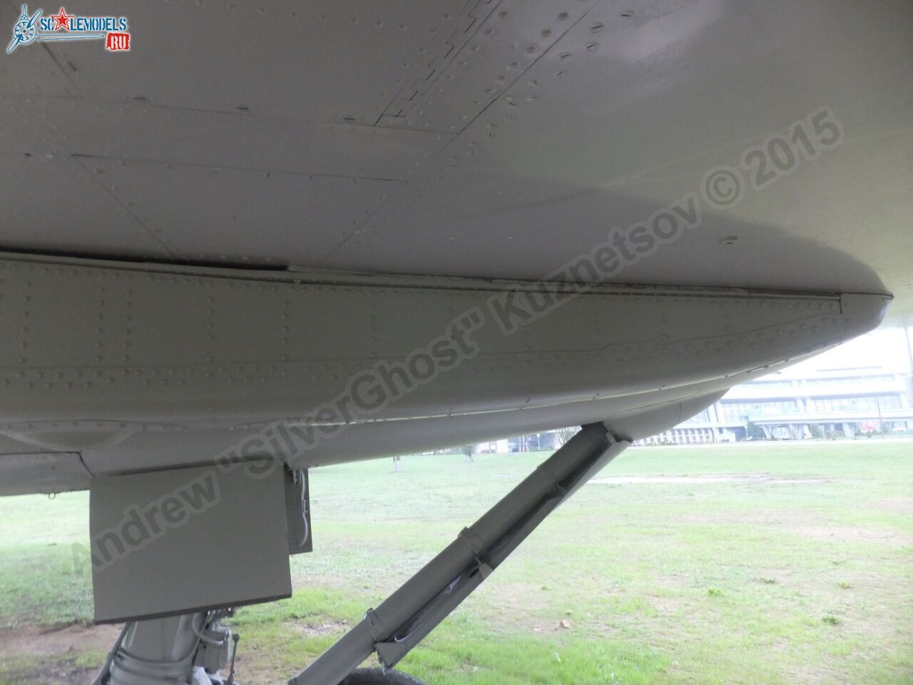 Tu-154M_EW-85706_0401.jpg