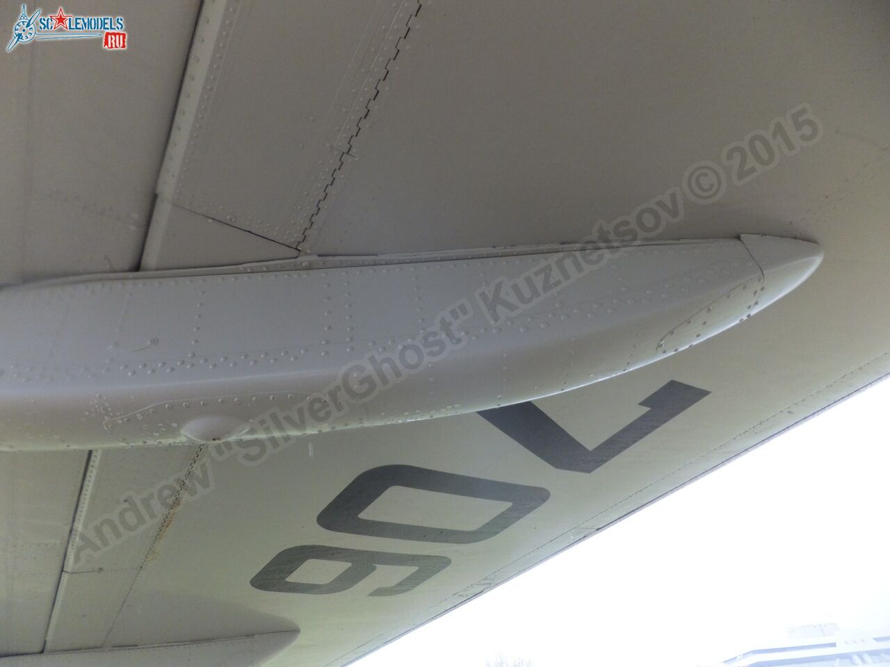 Tu-154M_EW-85706_0571.jpg