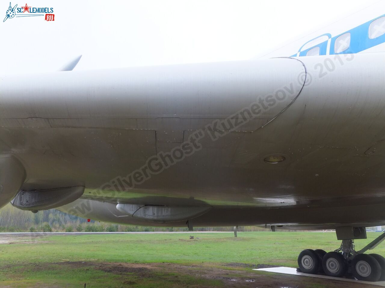 Tu-154M_EW-85706_0728.jpg
