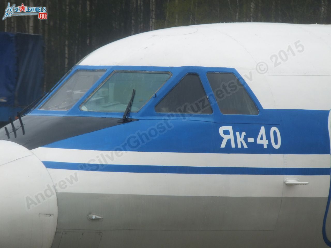 Yak-40_EW-88202_0018.jpg