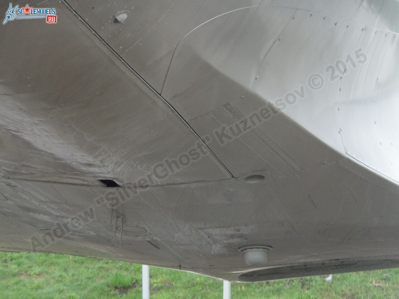 Yak-40_EW-88202_0160.jpg