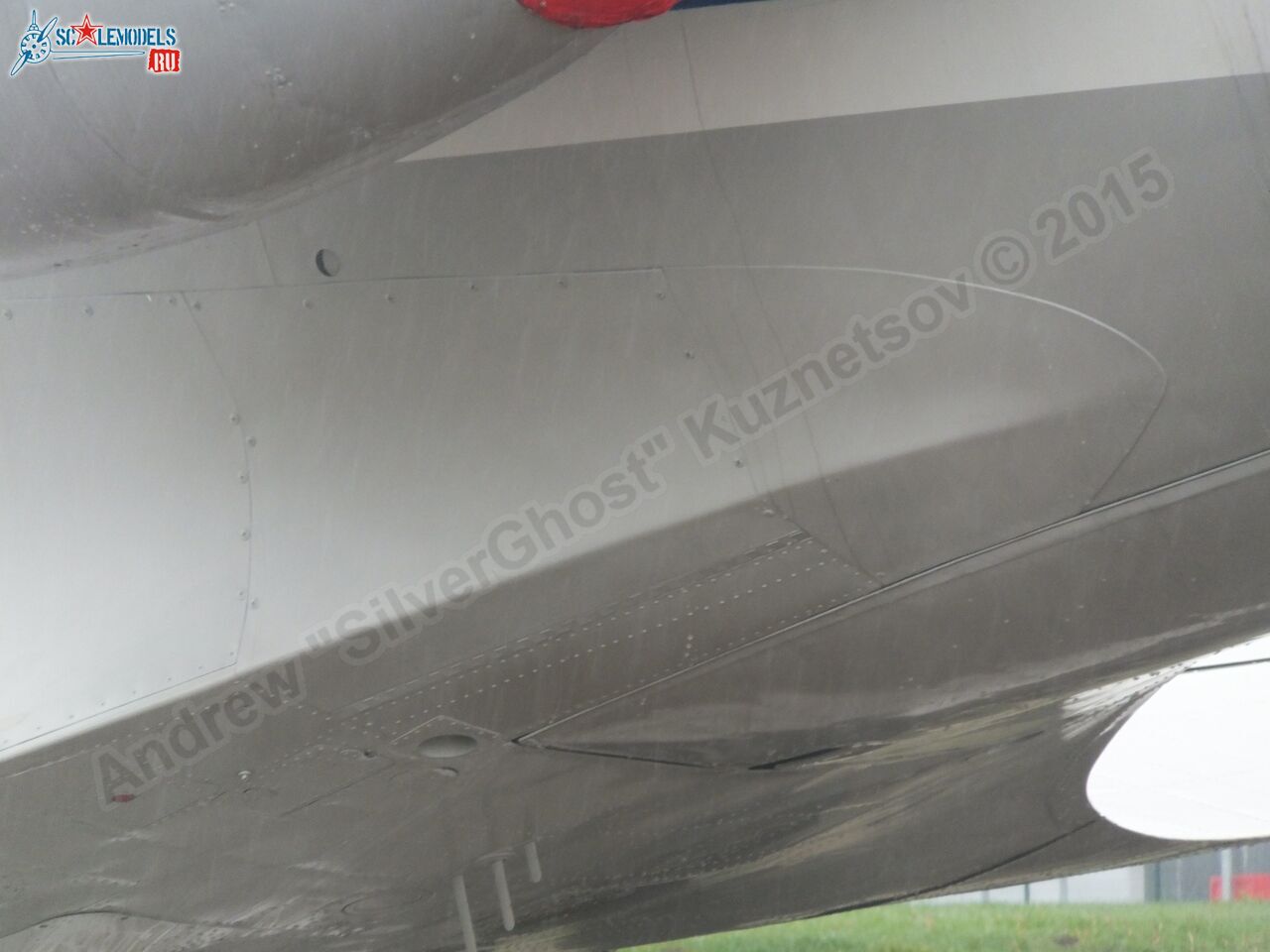 Yak-40_EW-88202_0200.jpg