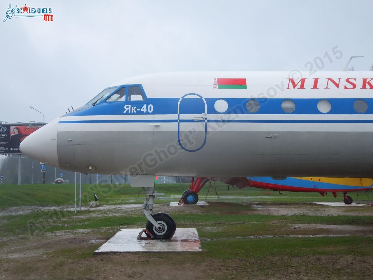 Yak-40_EW-88202_0219.jpg