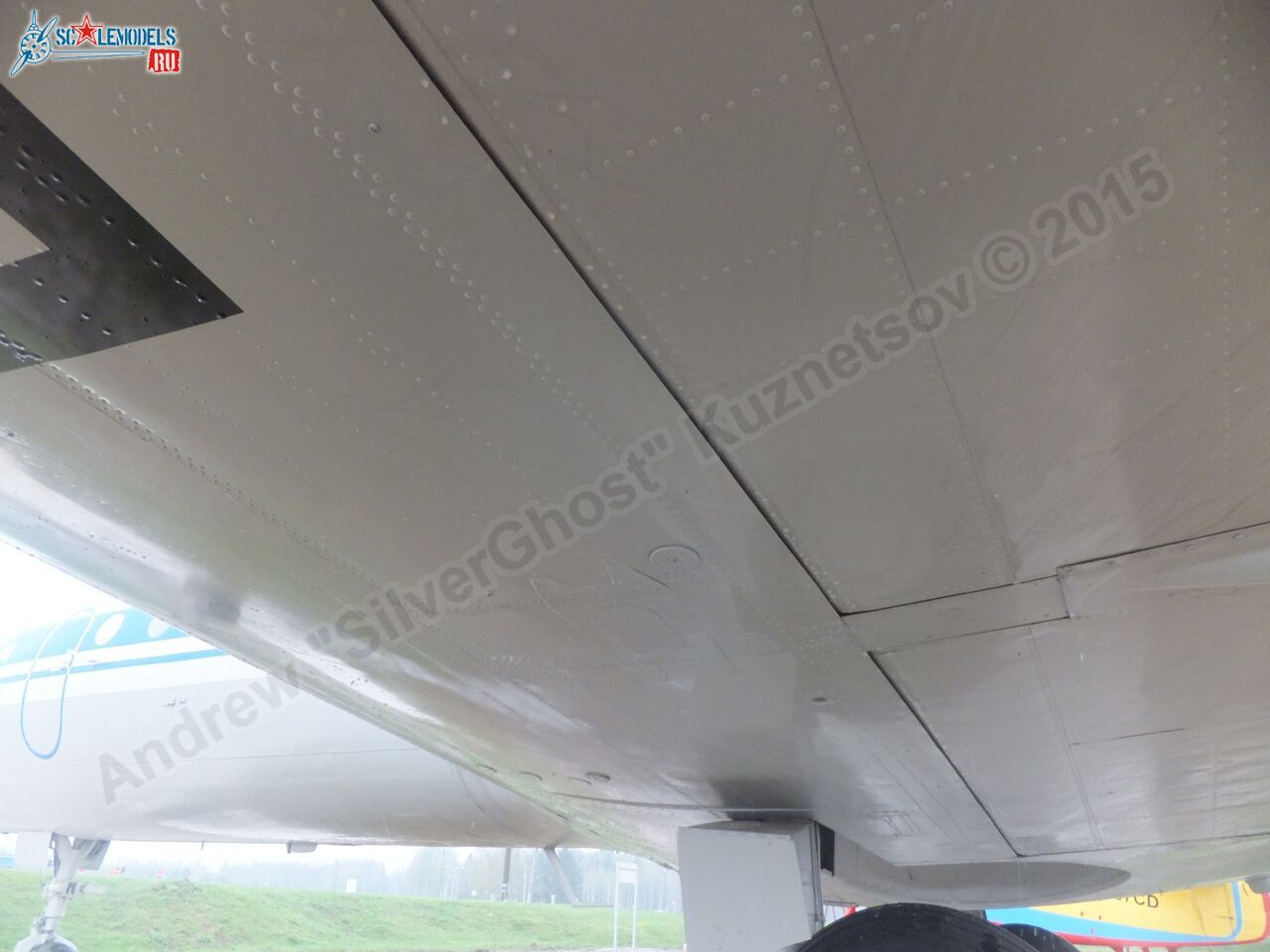 Yak-40_EW-88202_0246.jpg