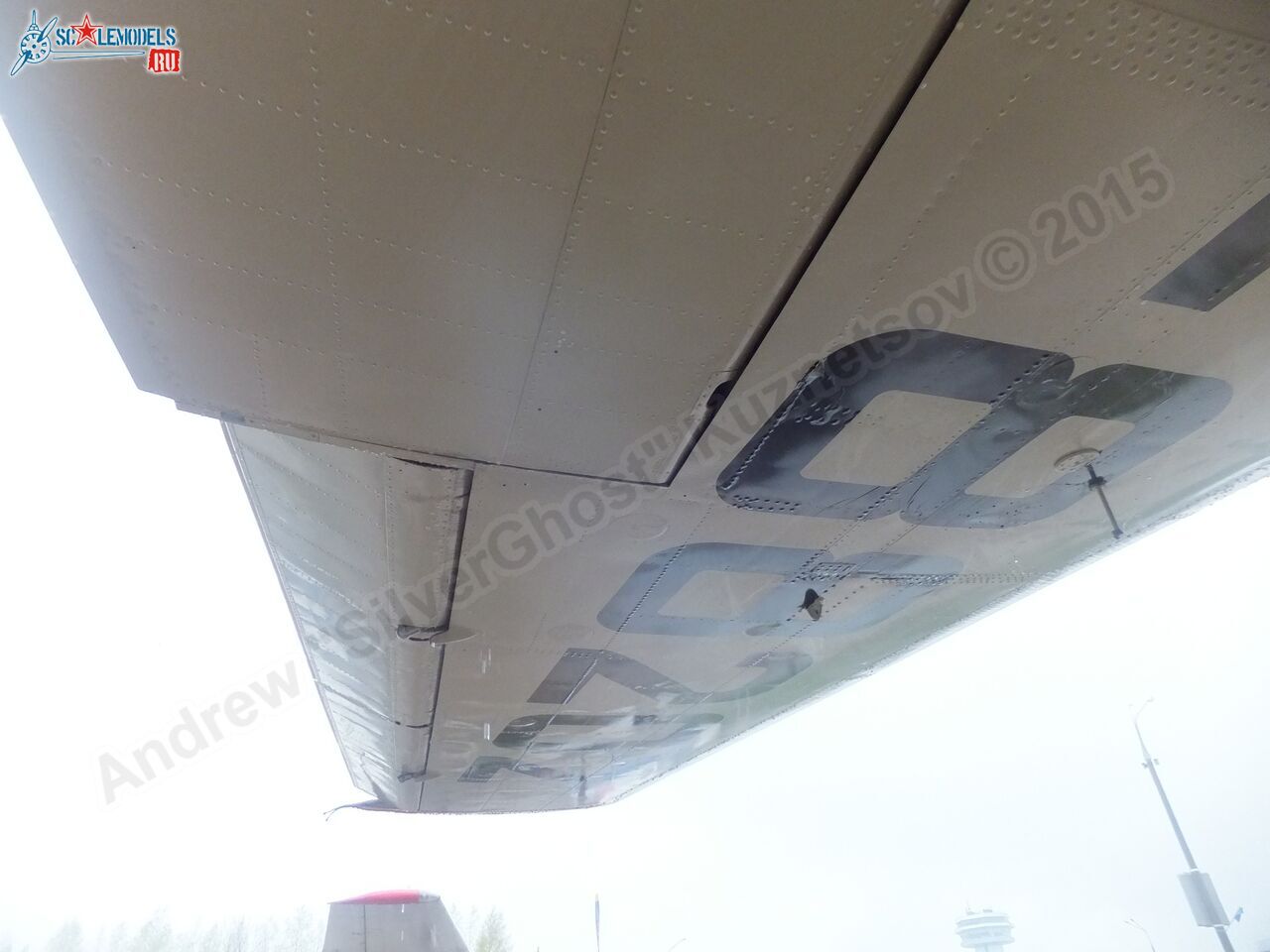Yak-40_EW-88202_0247.jpg