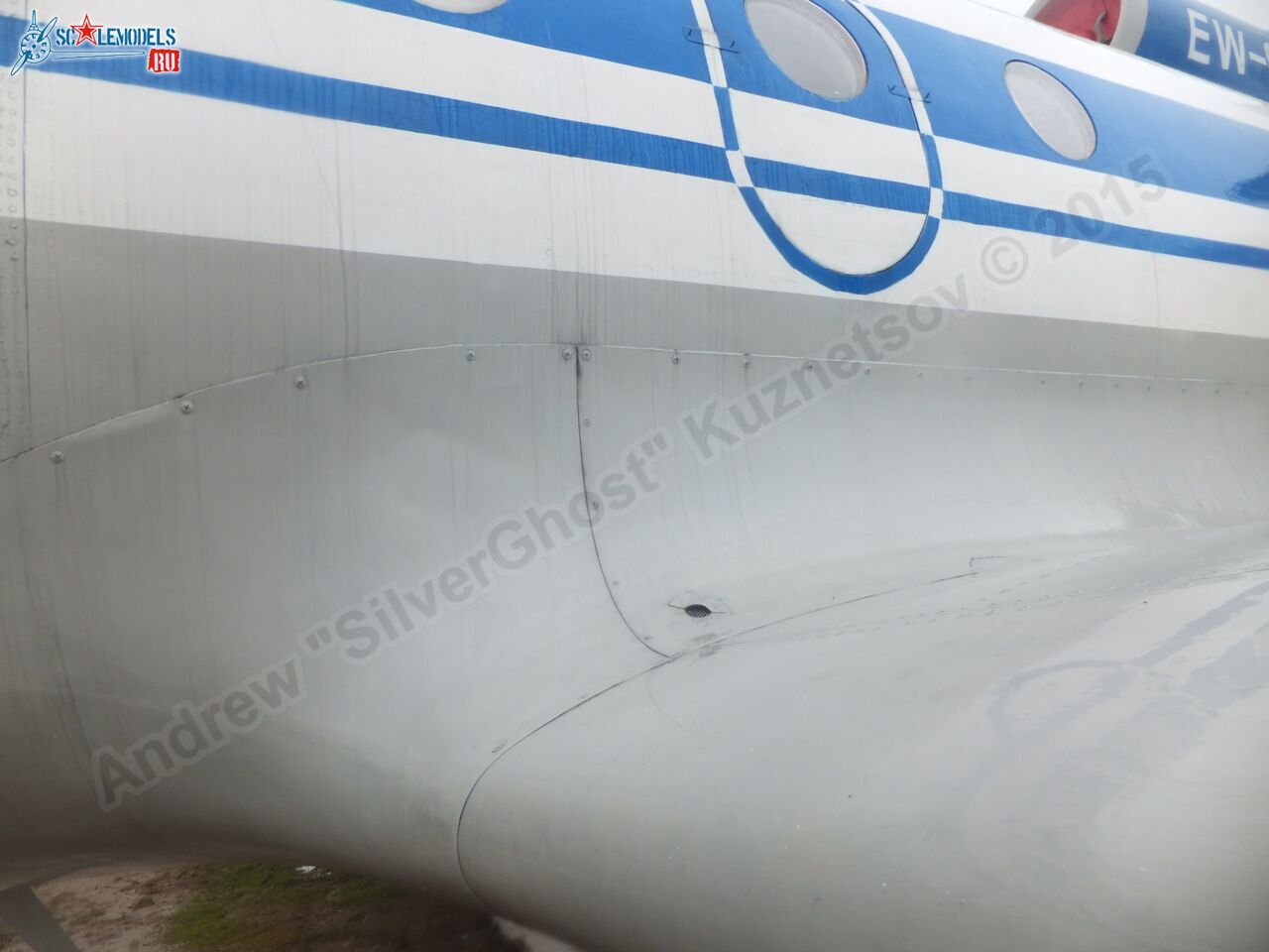 Yak-40_EW-88202_0265.jpg