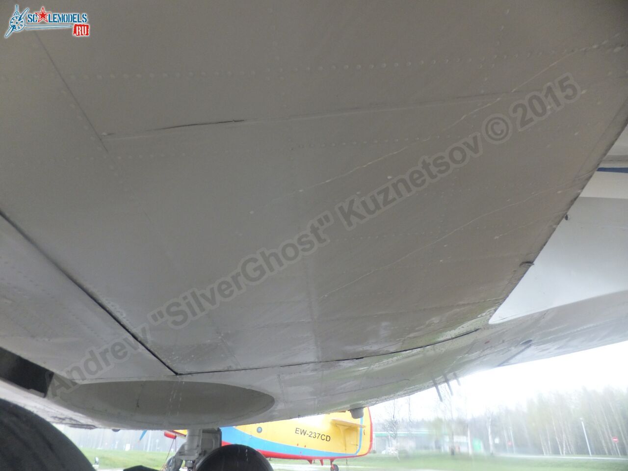 Yak-40_EW-88202_0299.jpg