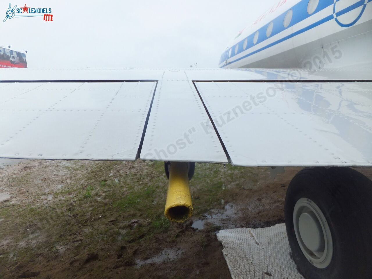 Yak-40_EW-88202_0332.jpg