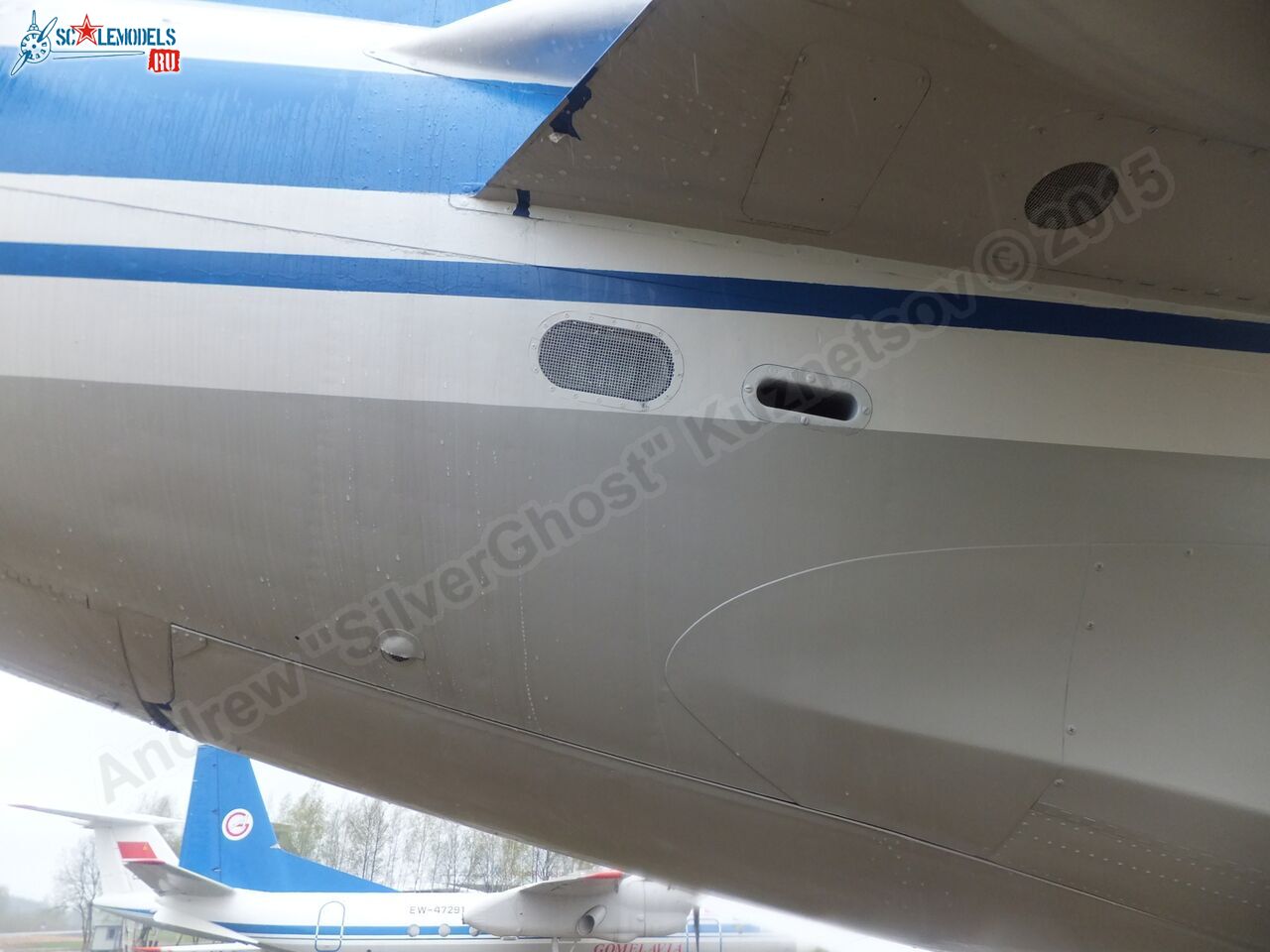 Yak-40_EW-88202_0361.jpg