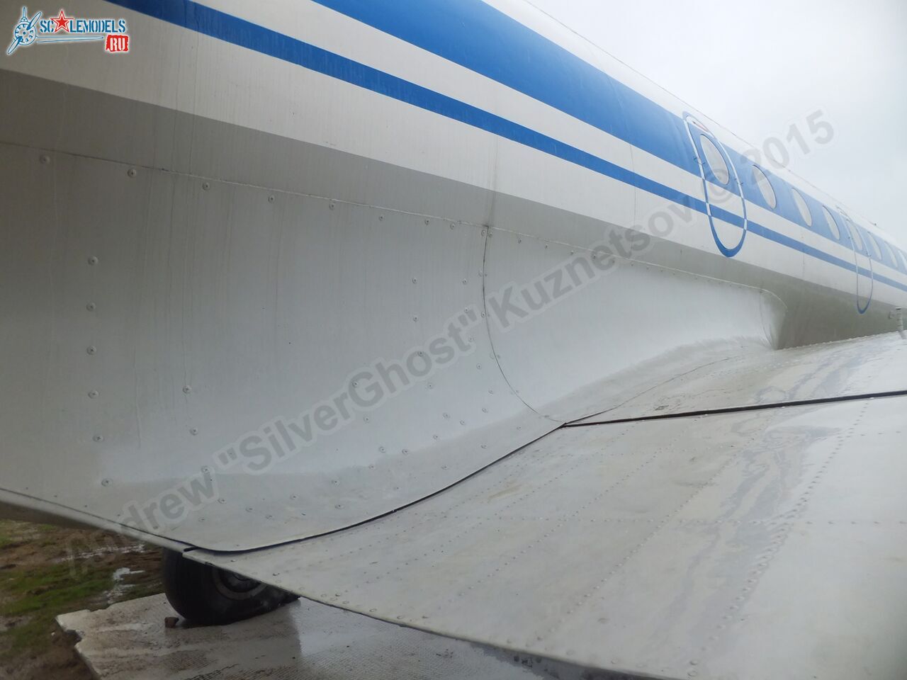 Yak-40_EW-88202_0364.jpg
