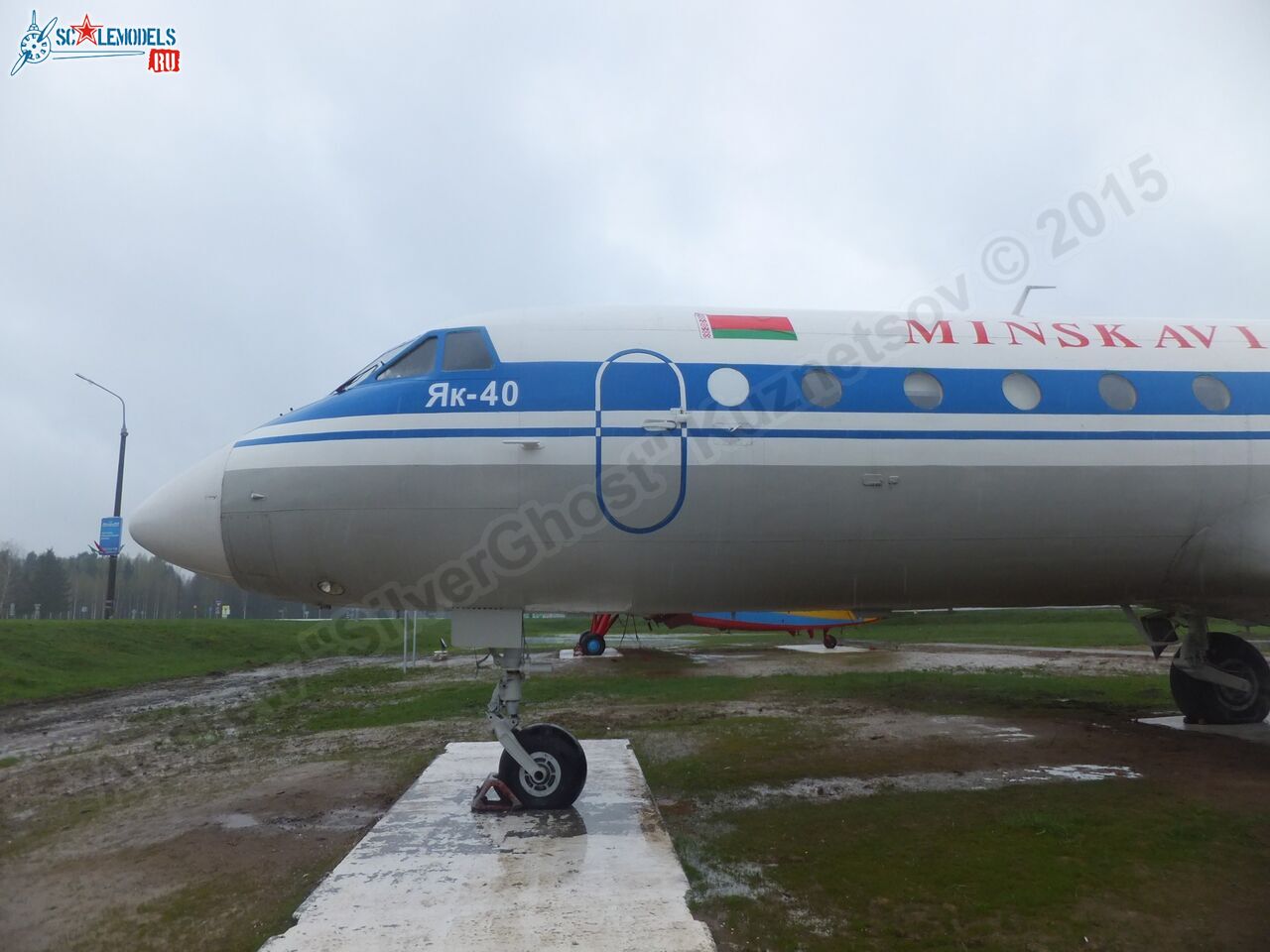 Yak-40_EW-88202_0458.jpg