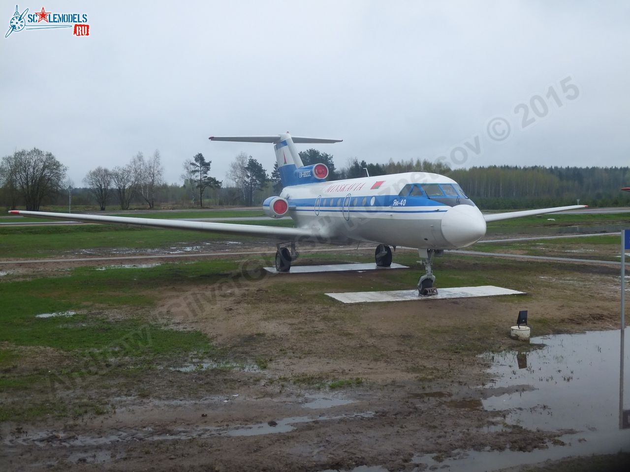 Yak-40_EW-88202_0471.jpg