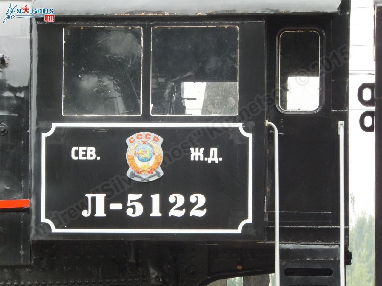 L-5122_locomotive_0027.jpg