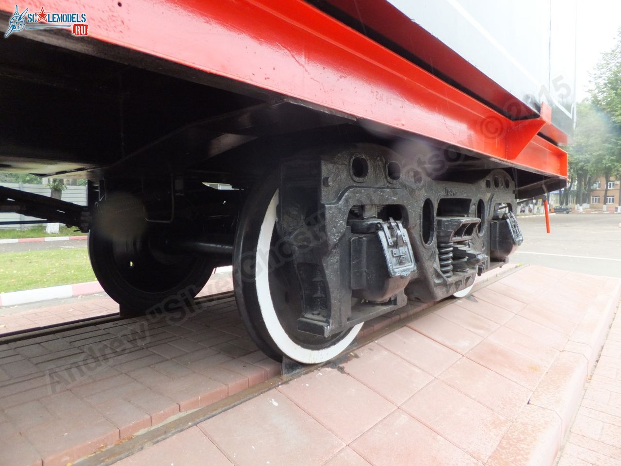 L-5122_locomotive_0090.jpg