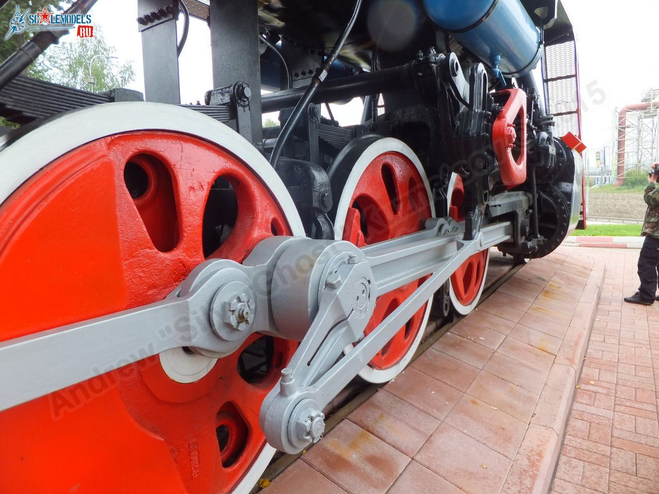 L-5122_locomotive_0119.jpg