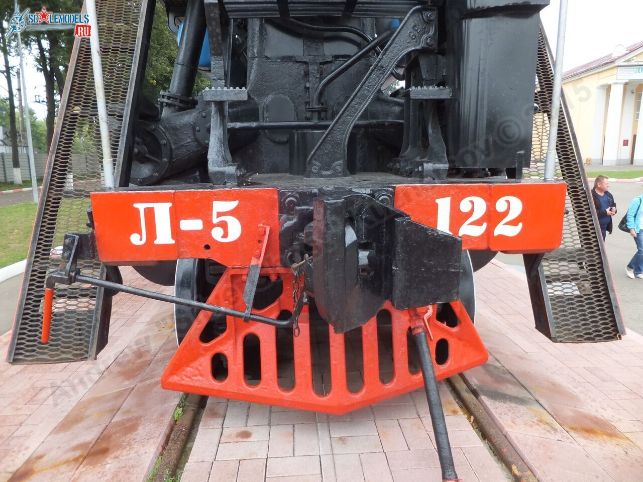 L-5122_locomotive_0133.jpg