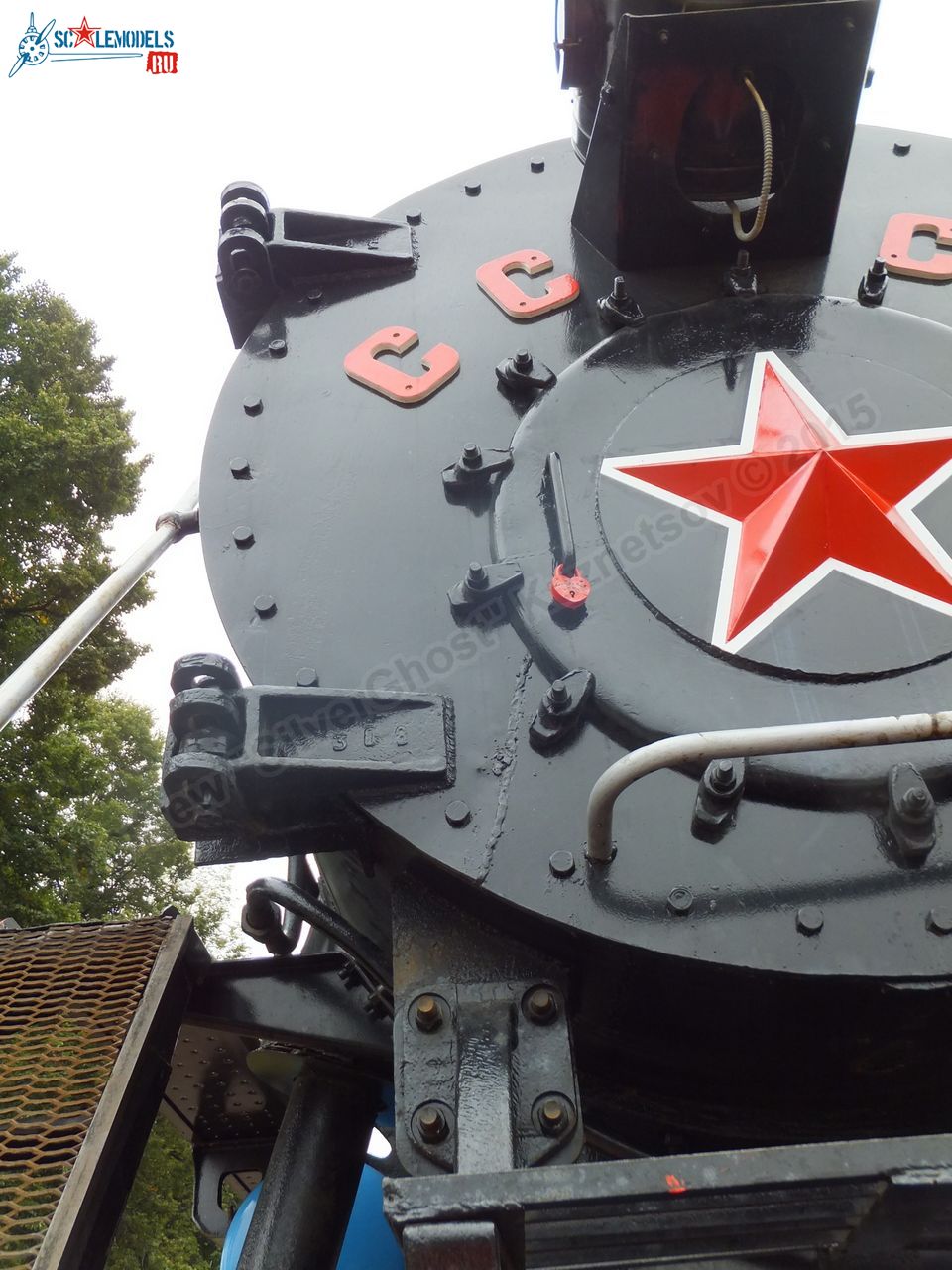 L-5122_locomotive_0140.jpg