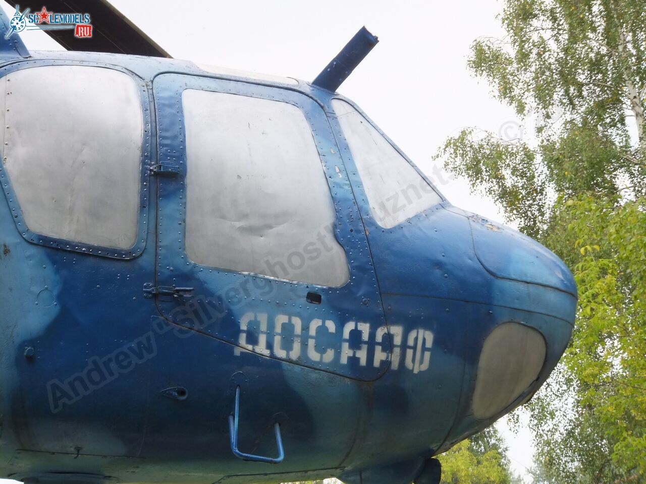 Mi-1_0104.jpg