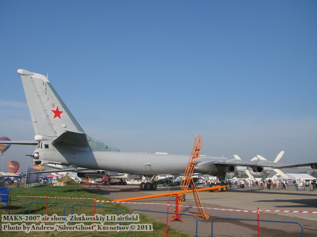 maks-2007_military_0103.jpg