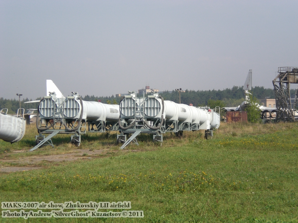 maks-2007_military_0171.jpg