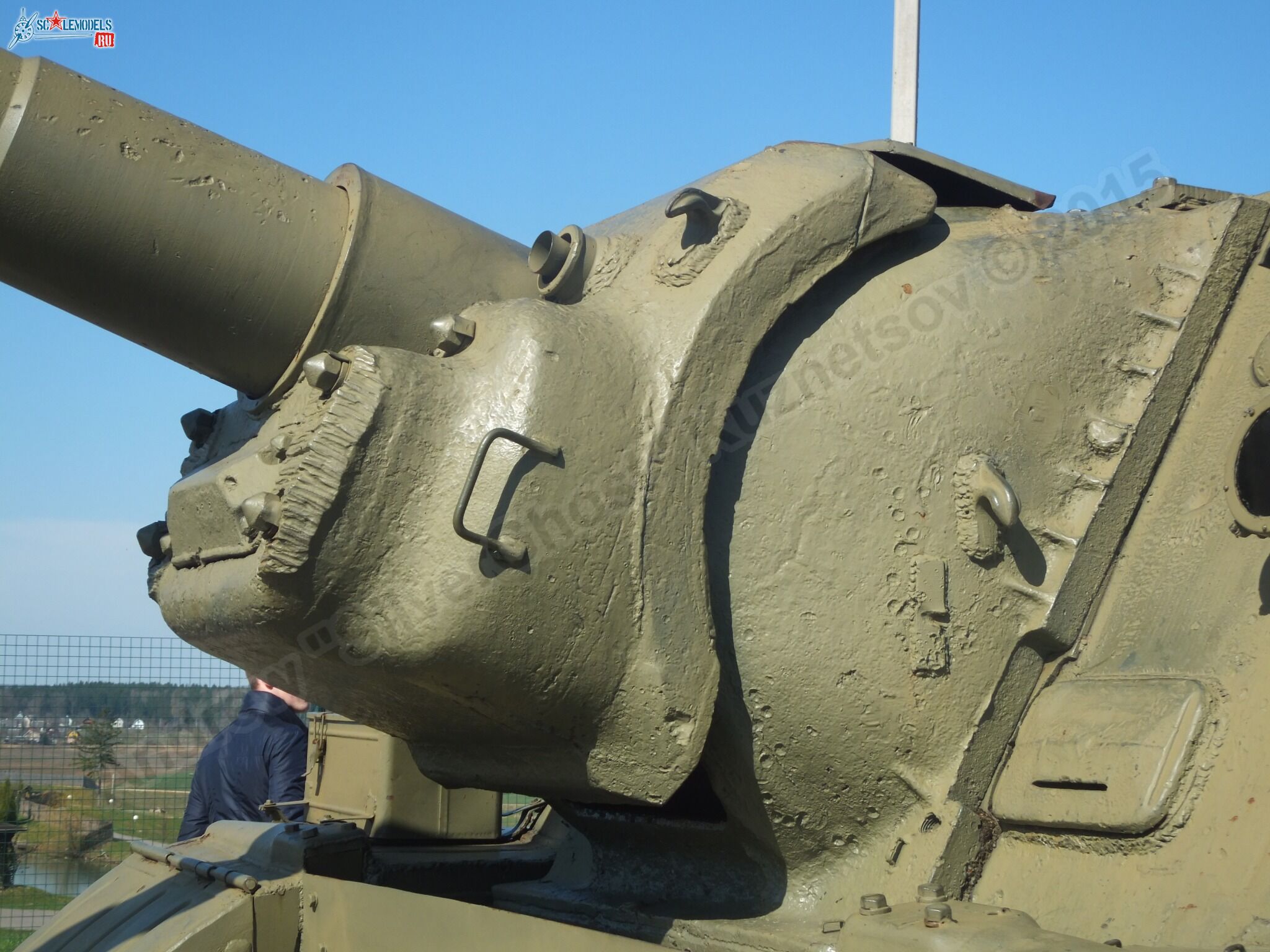 ISU-152_0016.jpg