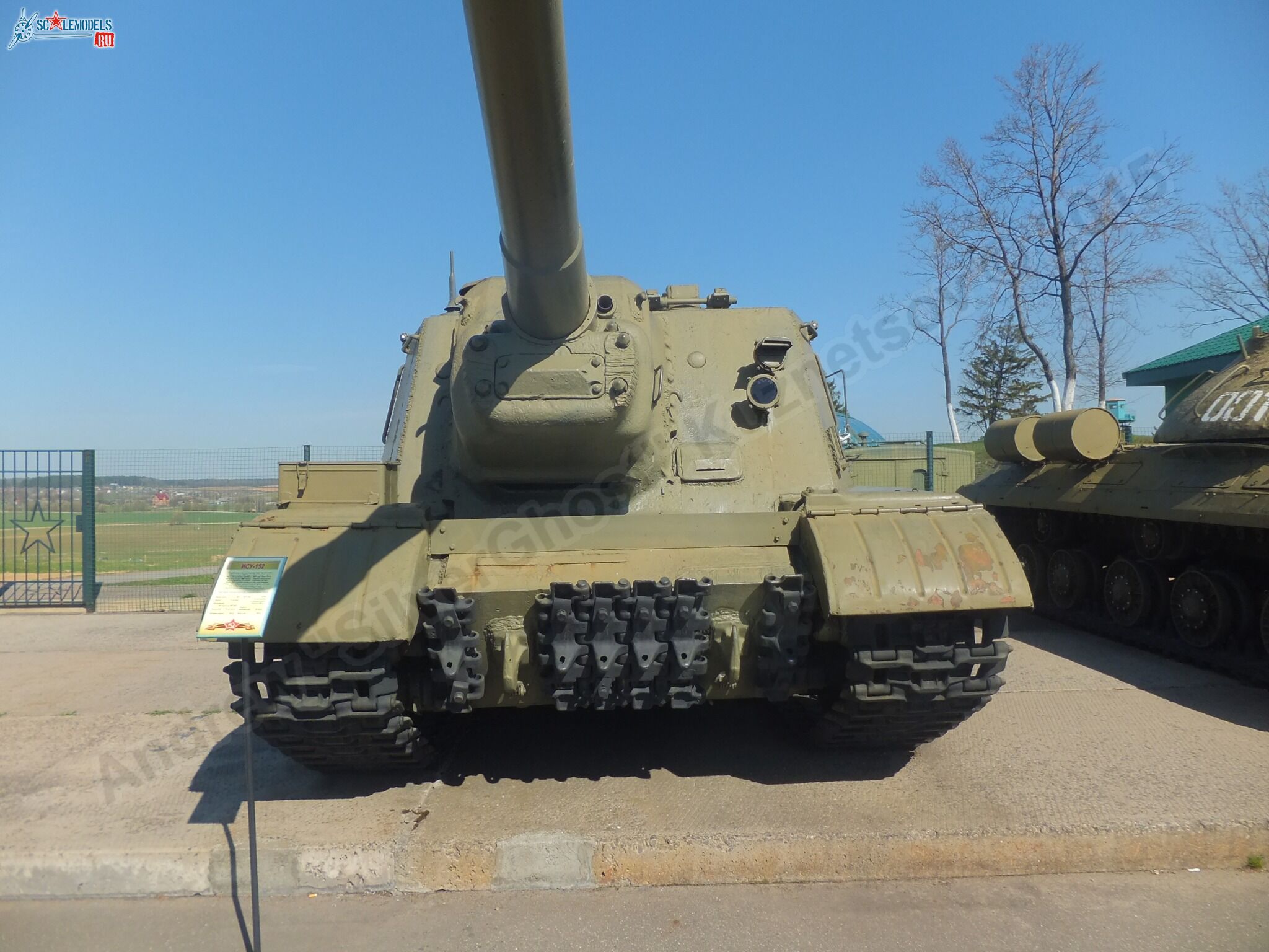 ISU-152_0104.jpg