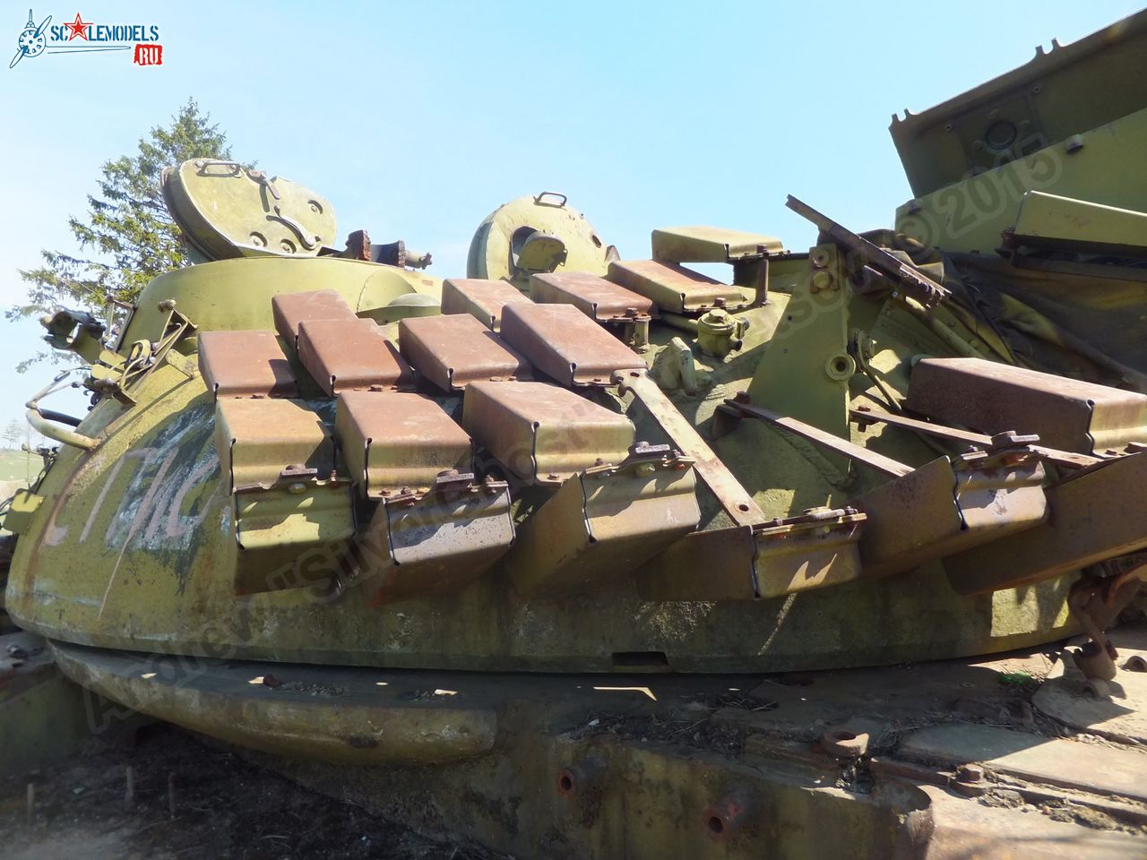 T-54_wreck_0016.jpg