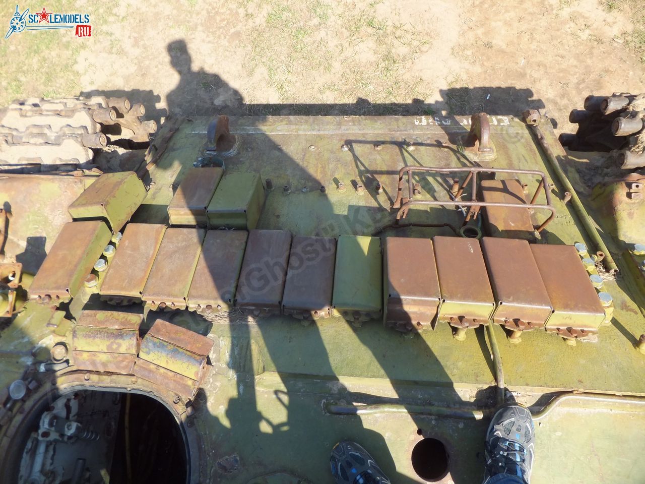 T-54_wreck_0085.jpg