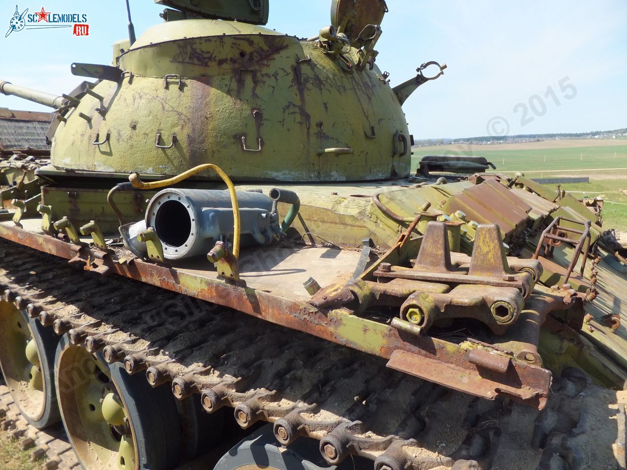 T-54_wreck_0112.jpg