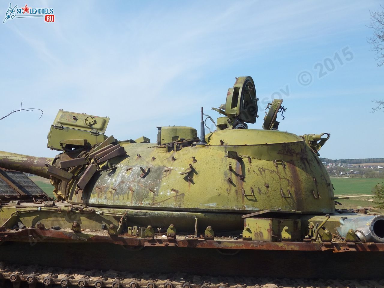 T-54_wreck_0114.jpg