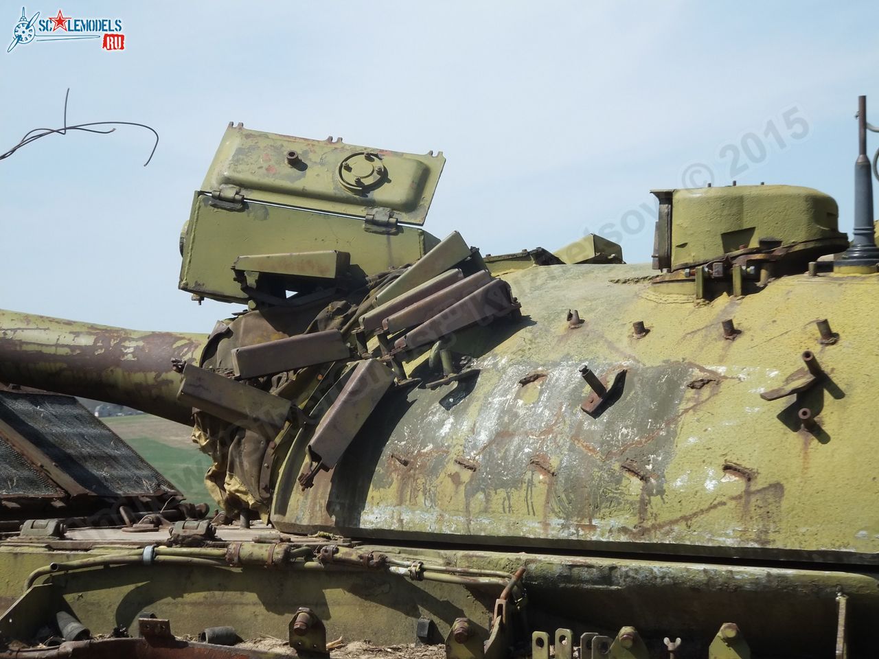 T-54_wreck_0115.jpg