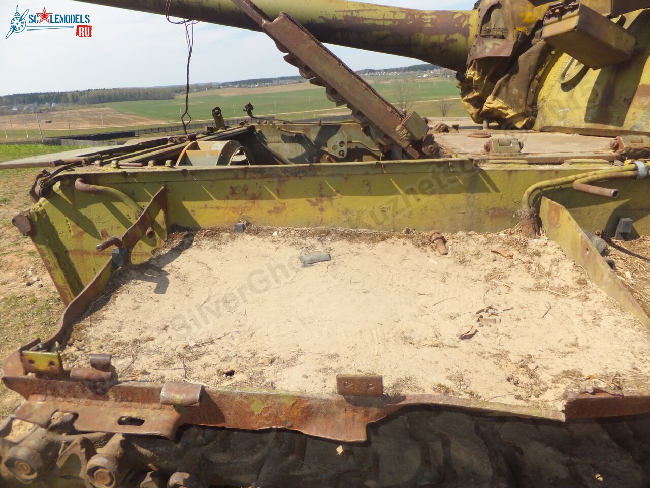 T-54_wreck_0118.jpg