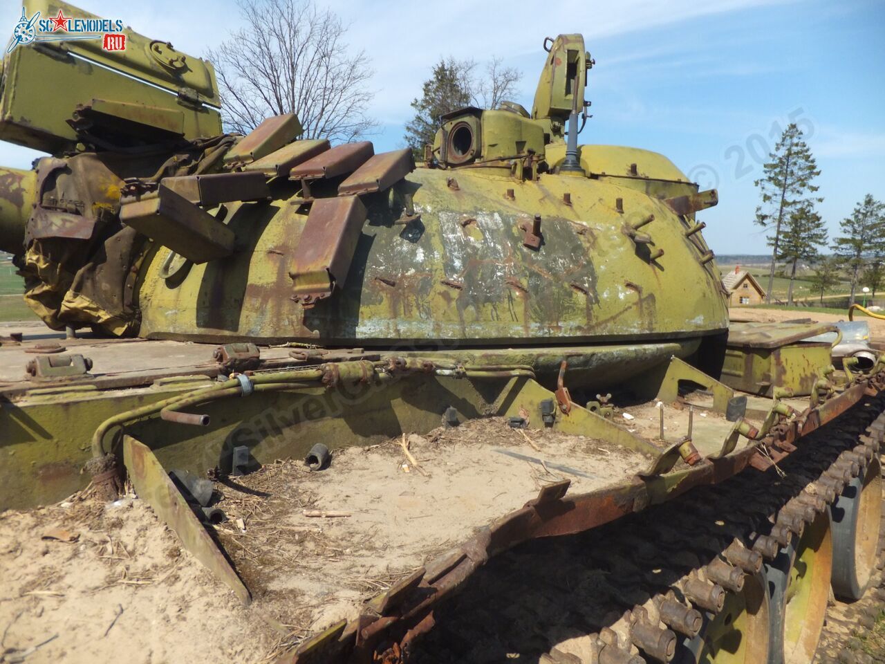 T-54_wreck_0119.jpg