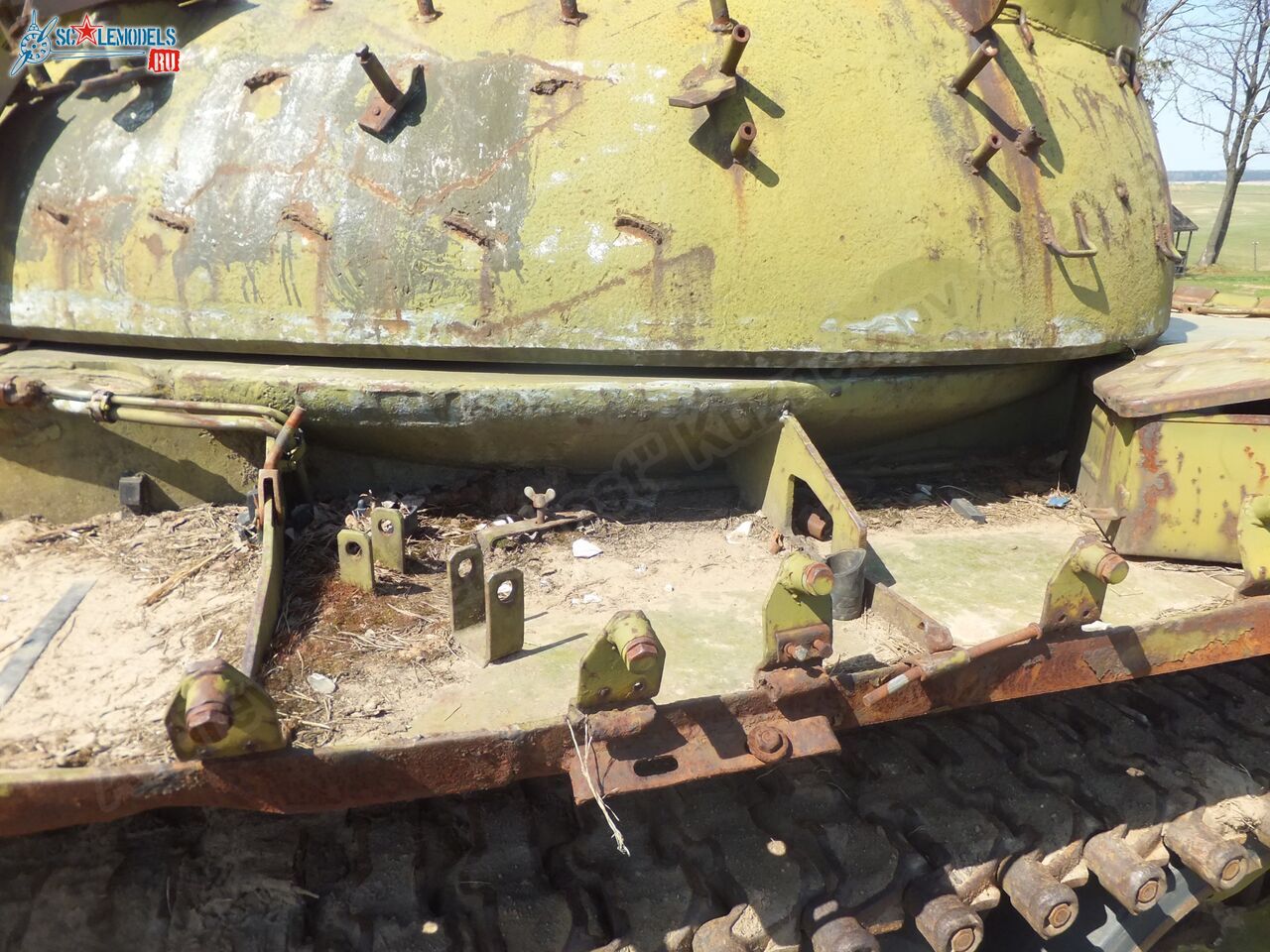 T-54_wreck_0121.jpg