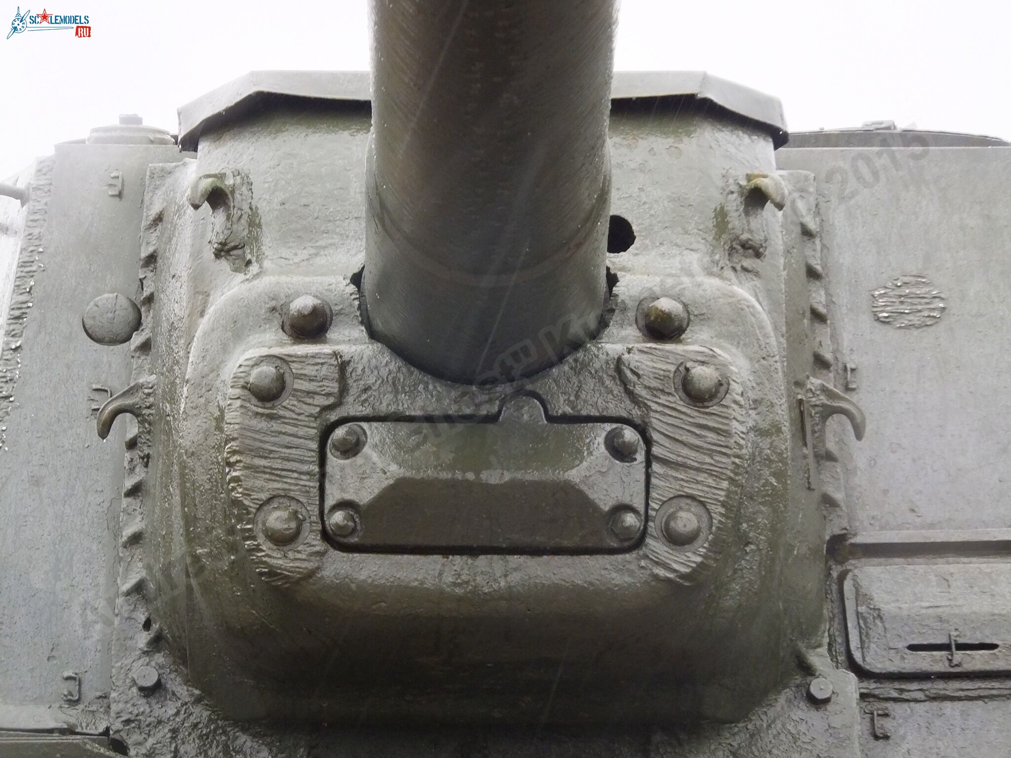 ISU-152_0004.jpg