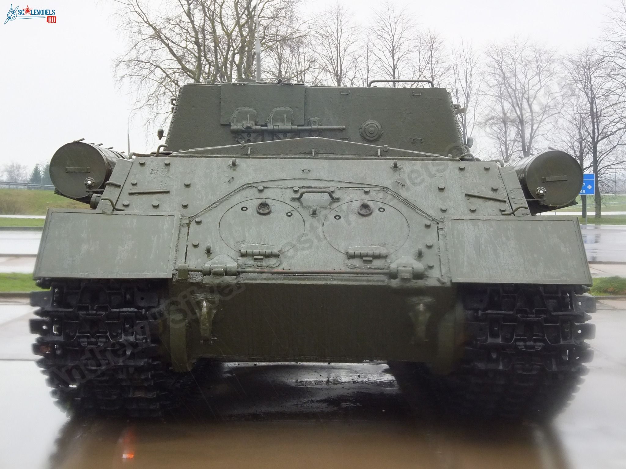 ISU-152_0019.jpg