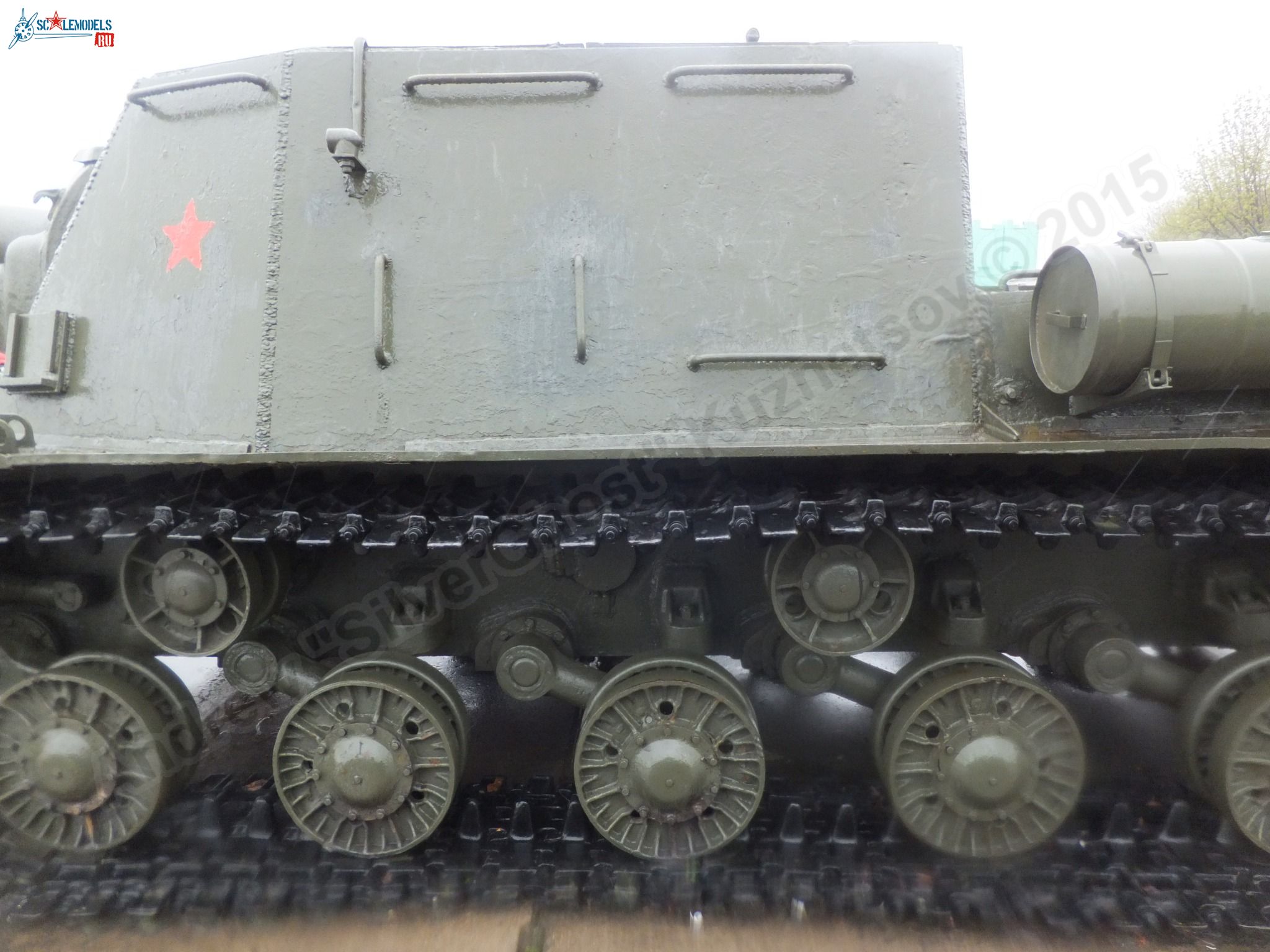 ISU-152_0025.jpg