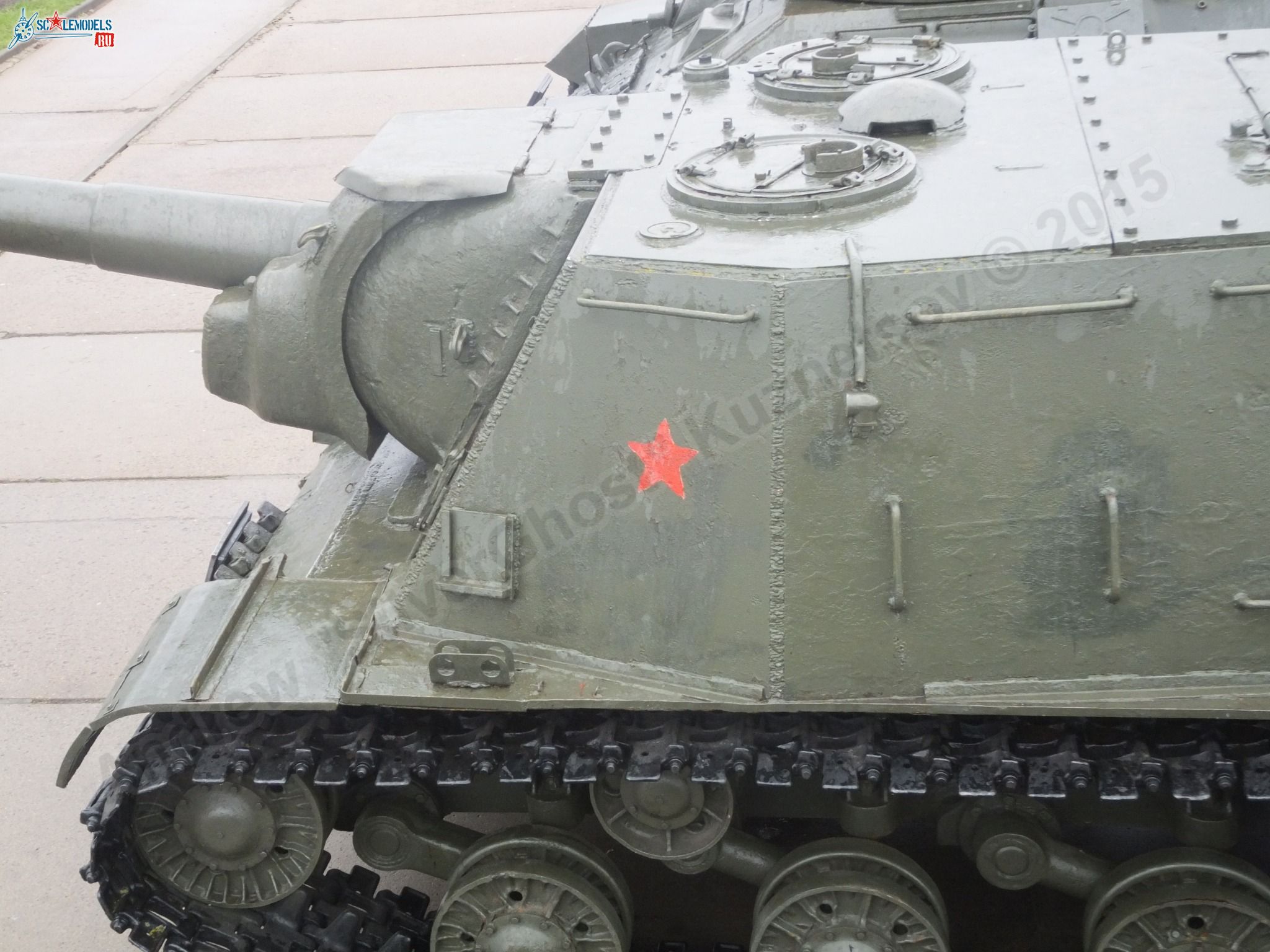 ISU-152_0155.jpg